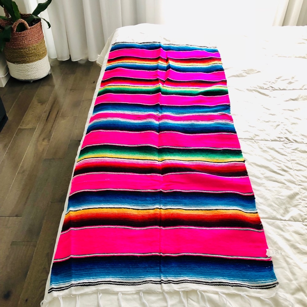 NEW Mexican Rug, Large - Picture 2 of 7